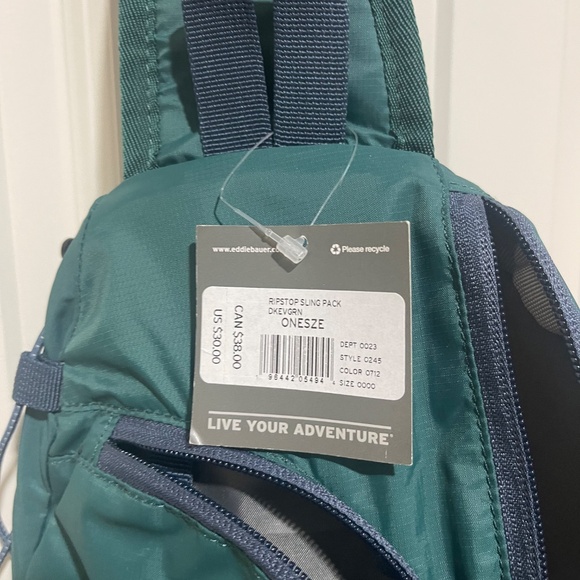 Eddie Bauer Dark Evergreen Ripstop Sling Bag - Picture 4 of 8